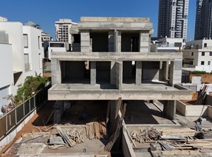 דו משפחתי קו ראשון לים שכונת נ״ט 600